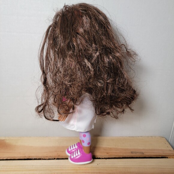 Disney's Doc McStuffins Toy Hospital 12” Talking Doll + Book - Picture 7 of 11